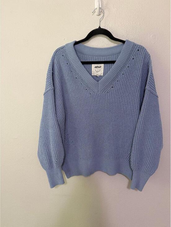 aerie Sweaters - Aerie v neck sweater over size size medium